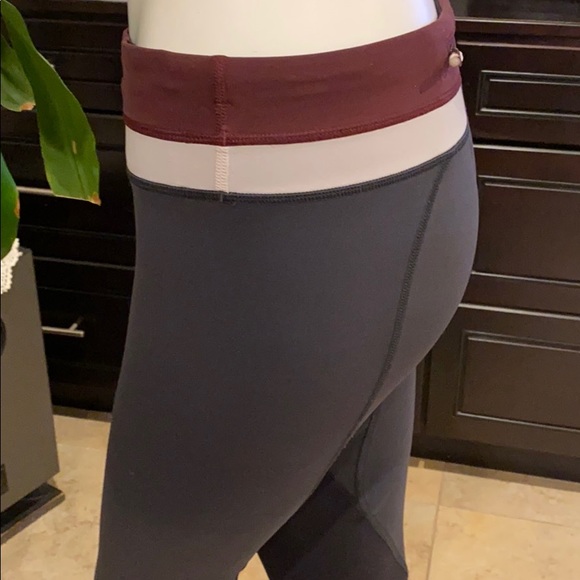 Lululemon Athletics Women Sport Jogging Pants zipper in back  size 8 - Picture 11 of 15